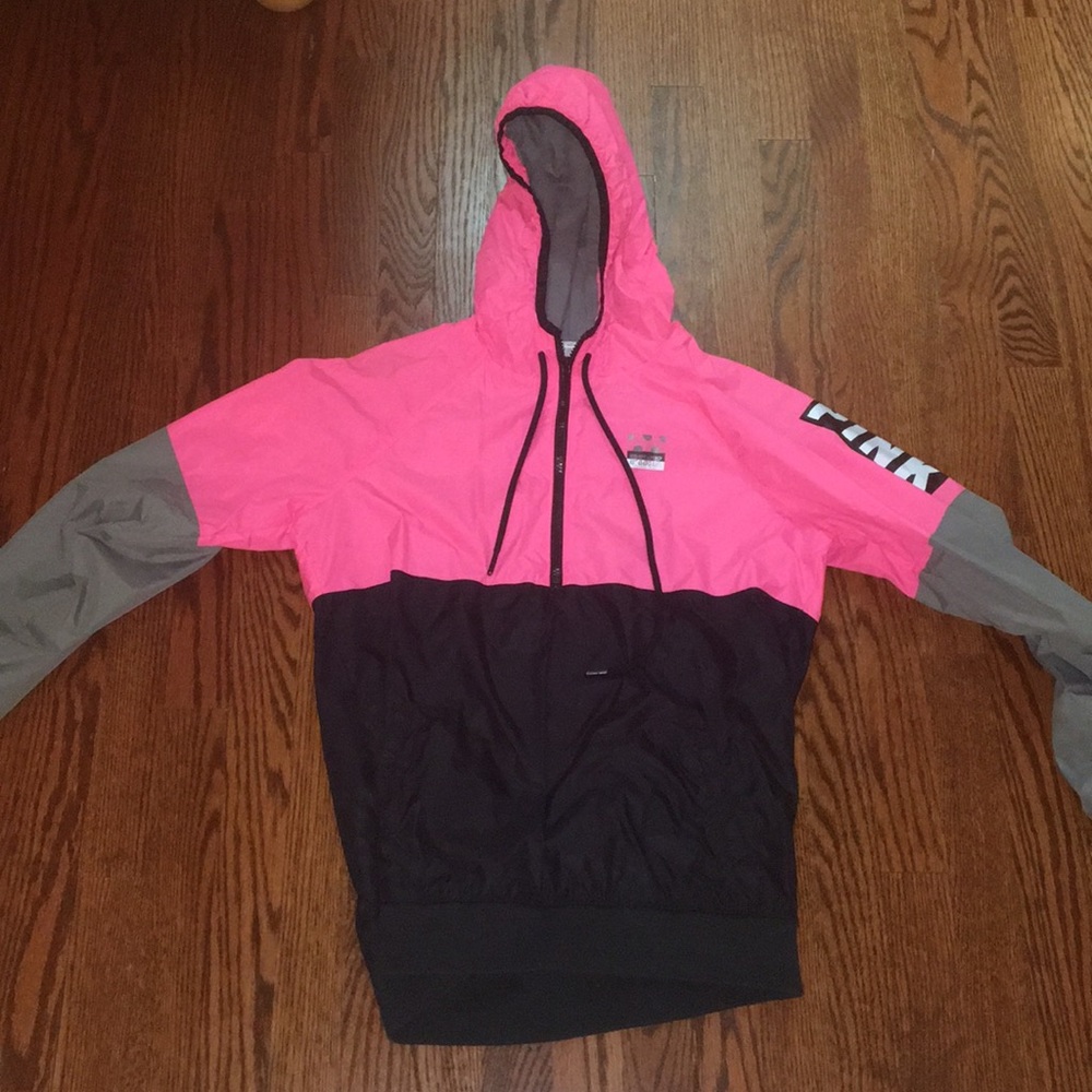 VS PINK WINDBREAKER